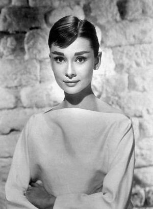 Audrey Hepburn photo - Audrey Hepburn - white outfit c1954.jpg